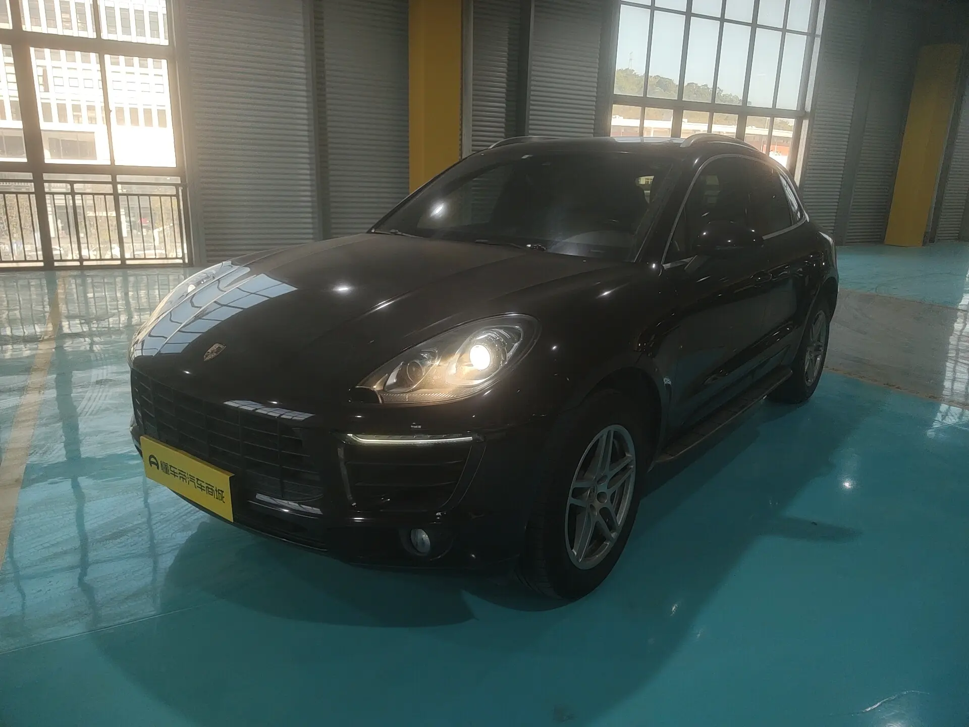 Porsche Macan  из Китая