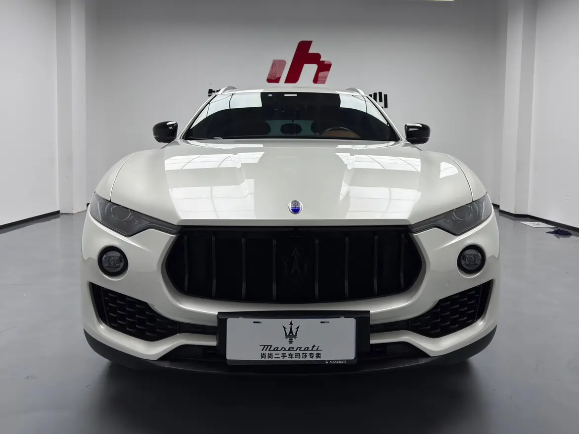 Maserati Levante  из Китая