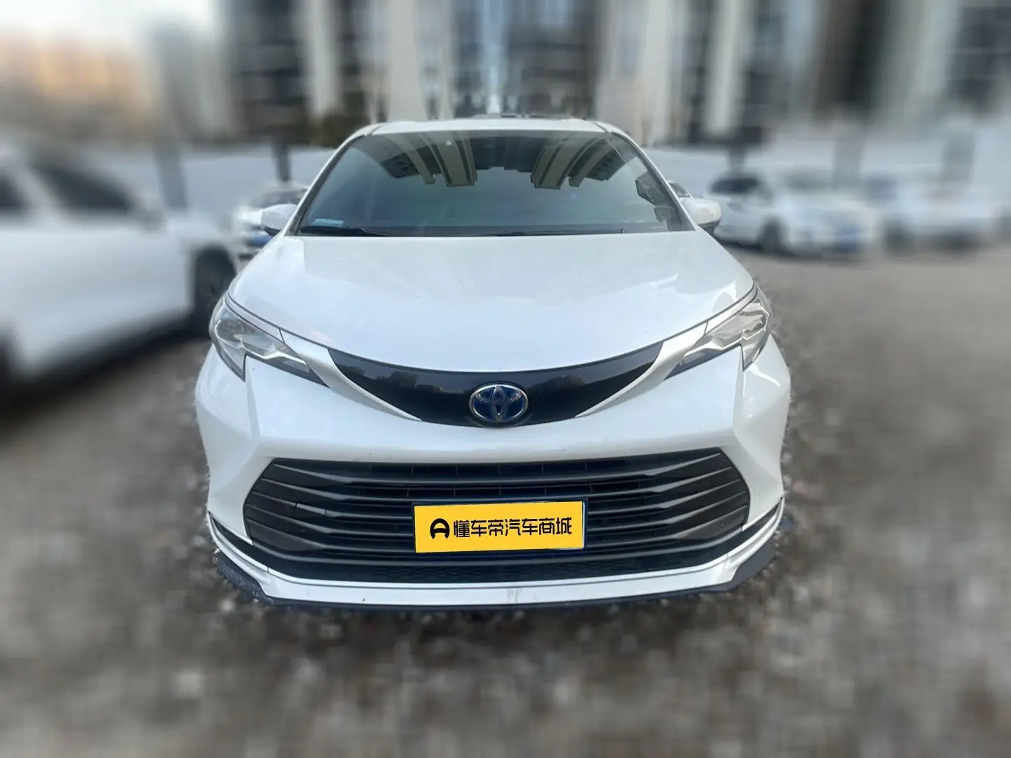 Toyota Sienna  из Китая