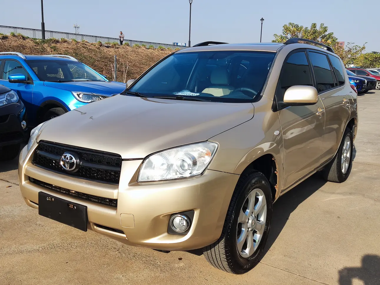 Toyota RAV4  из Китая