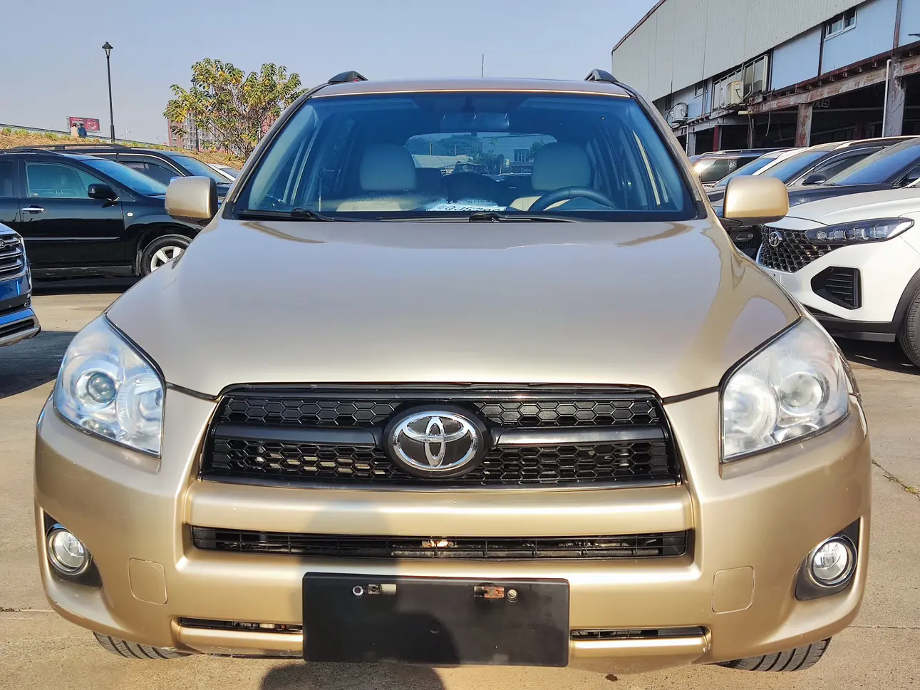 Toyota RAV4  из Китая