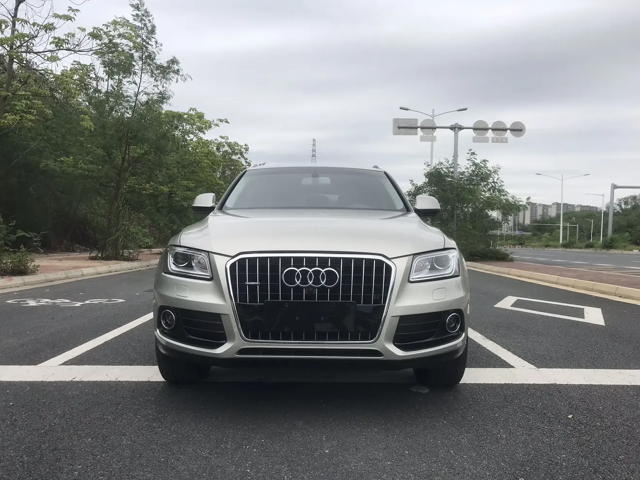 Audi Q5  из Китая