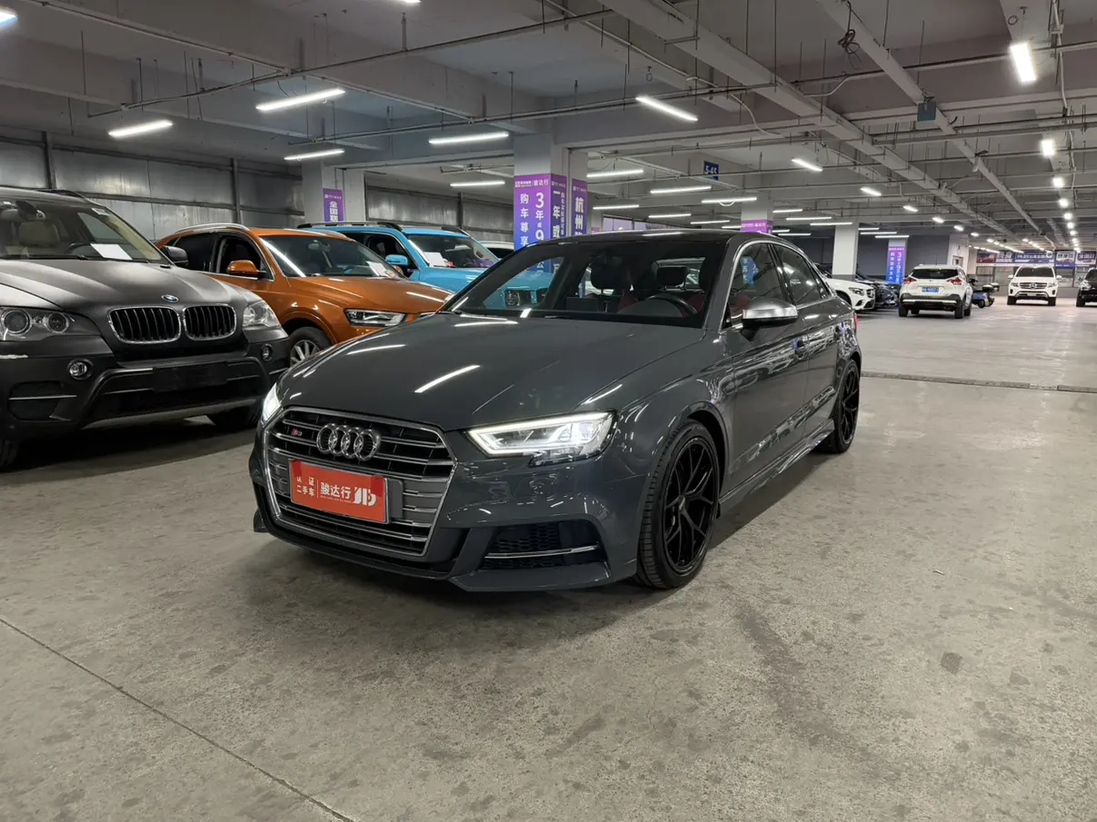 Audi S3  из Китая