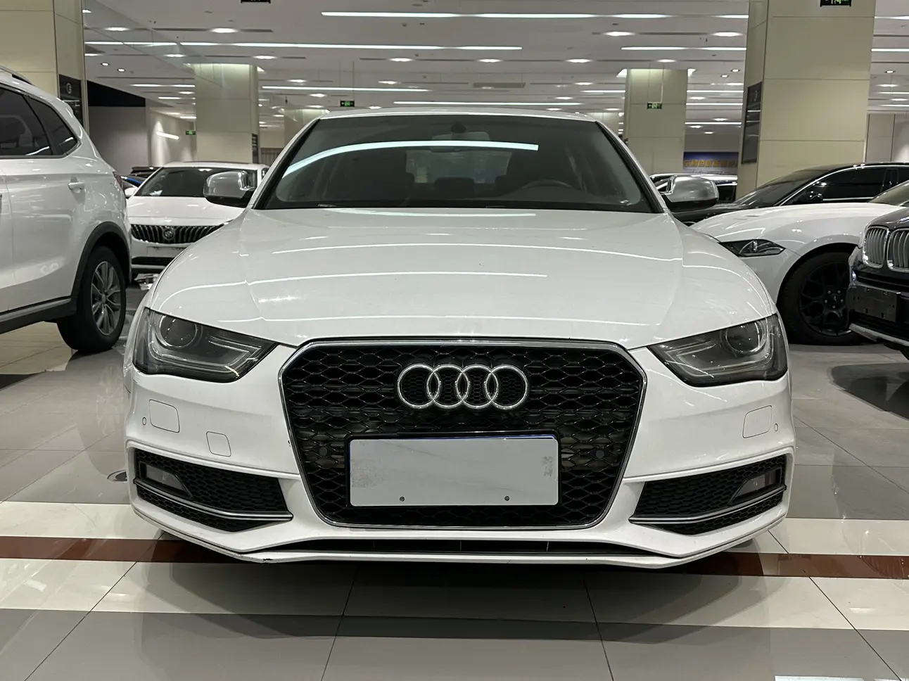 Audi A4L  из Китая