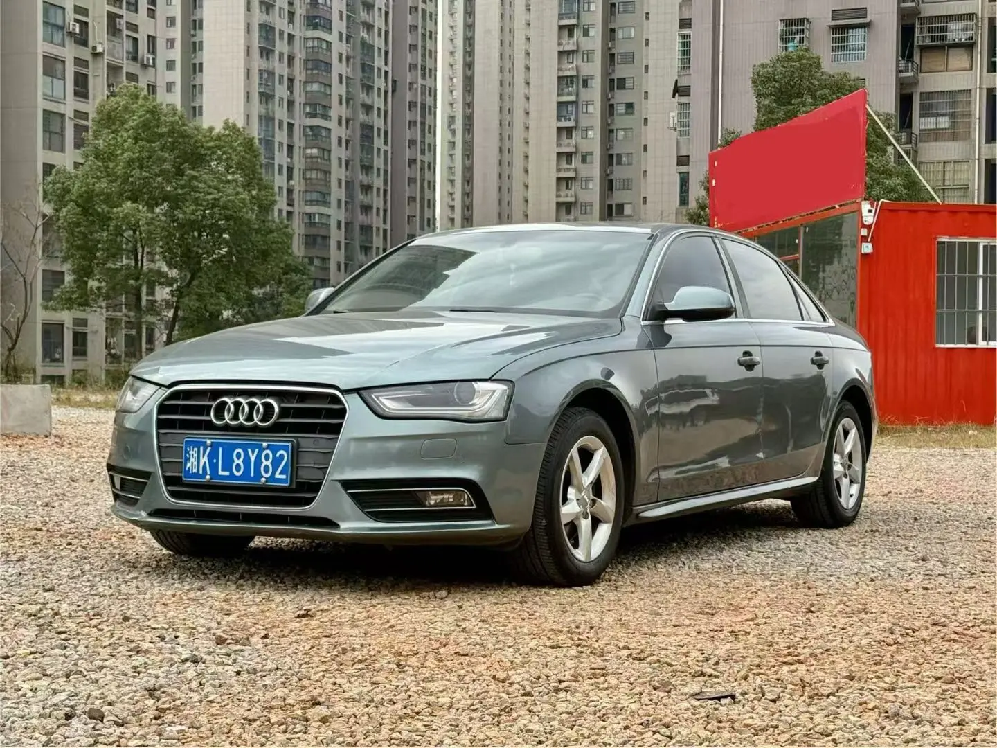 Audi A4L  из Китая