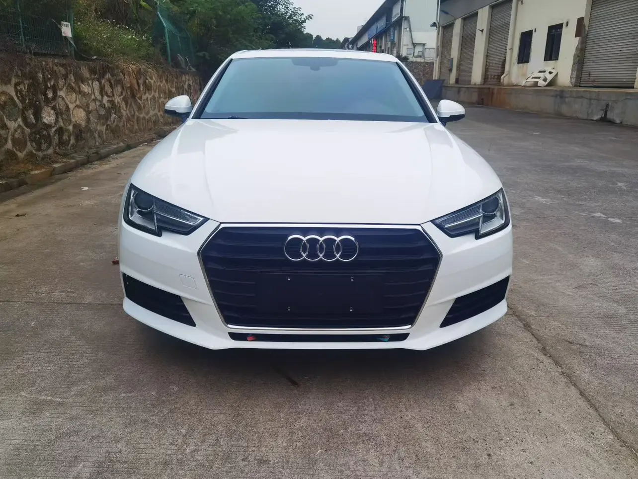 Audi A4L  из Китая