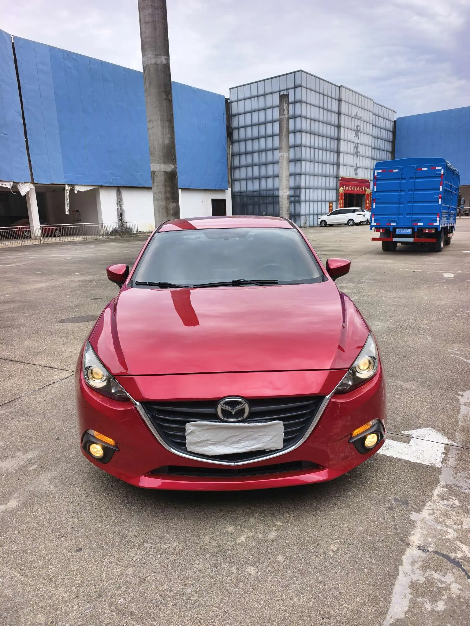 Mazda Axela (Mazda3)  из Китая