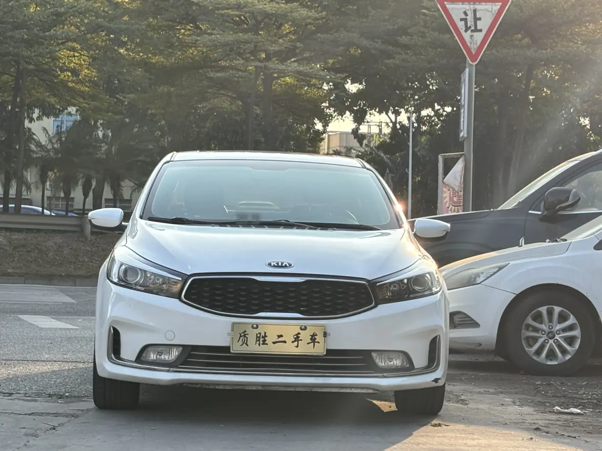 Kia K3  из Китая