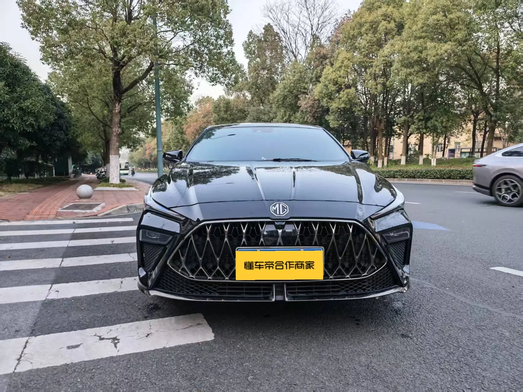 MG 5 Scorpio  из Китая