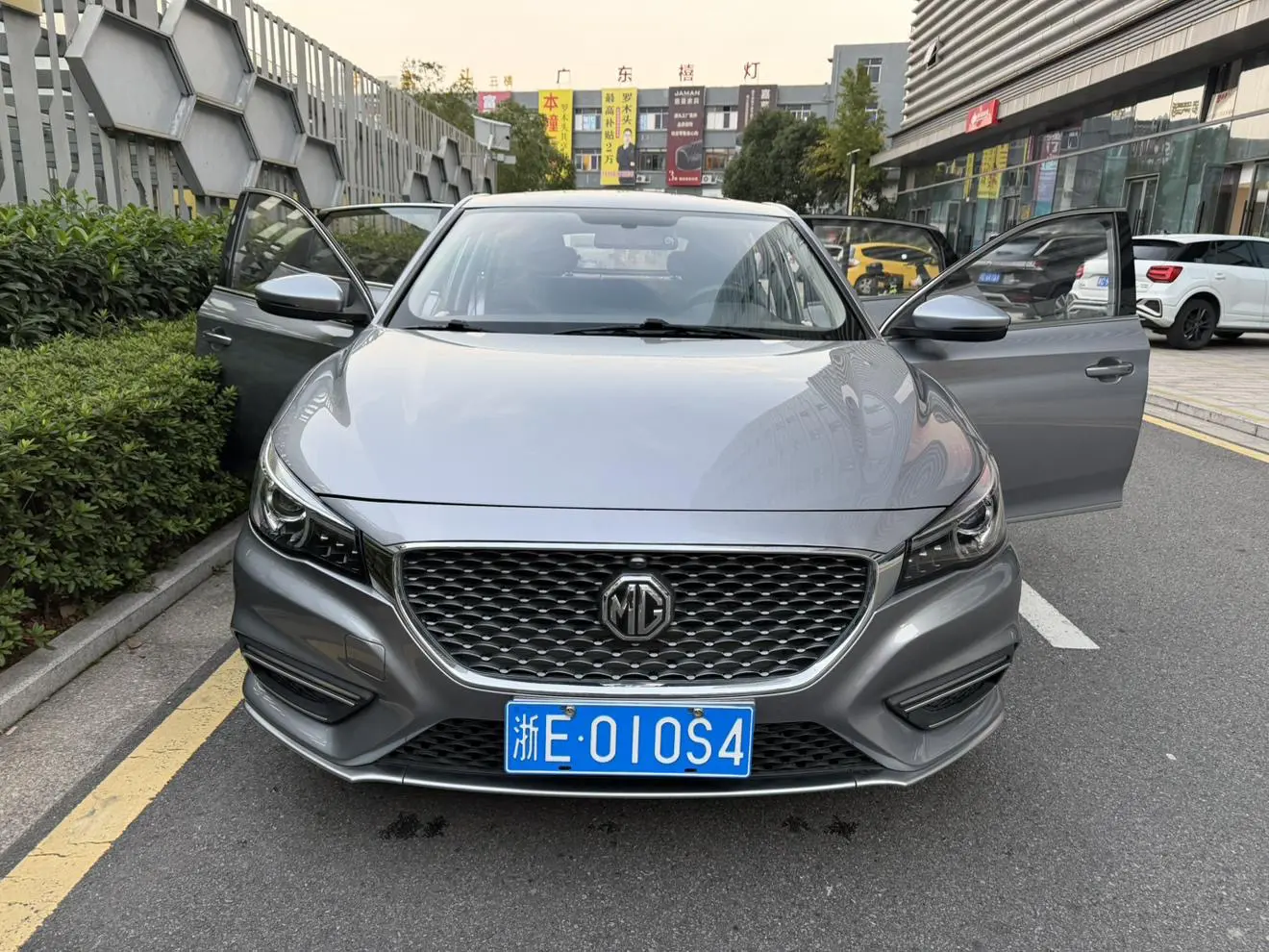 MG 6  из Китая