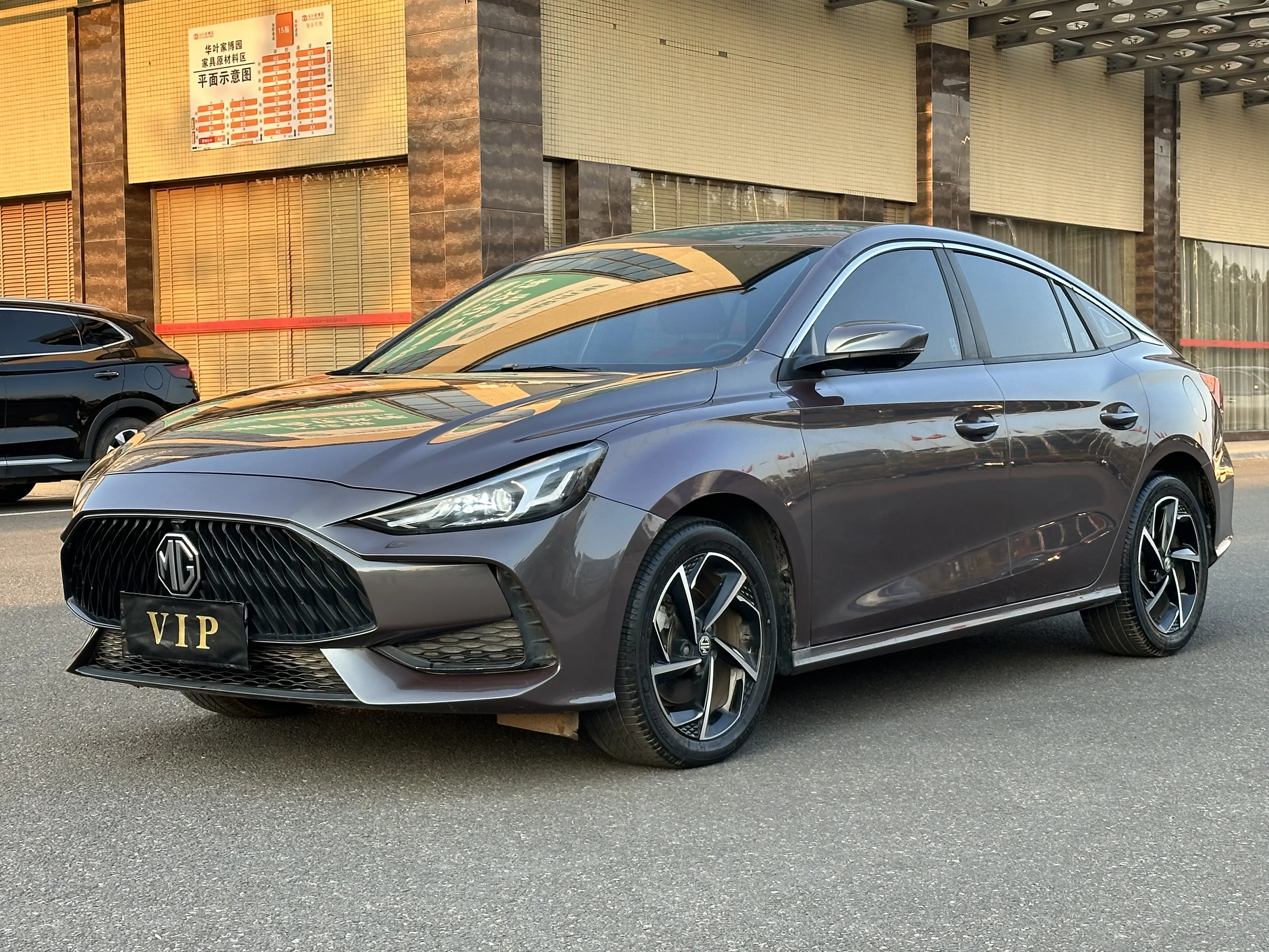 MG 5  из Китая