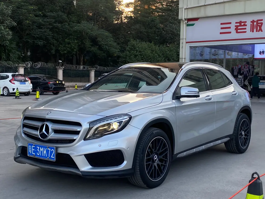 Mercedes-Benz GLA  из Китая