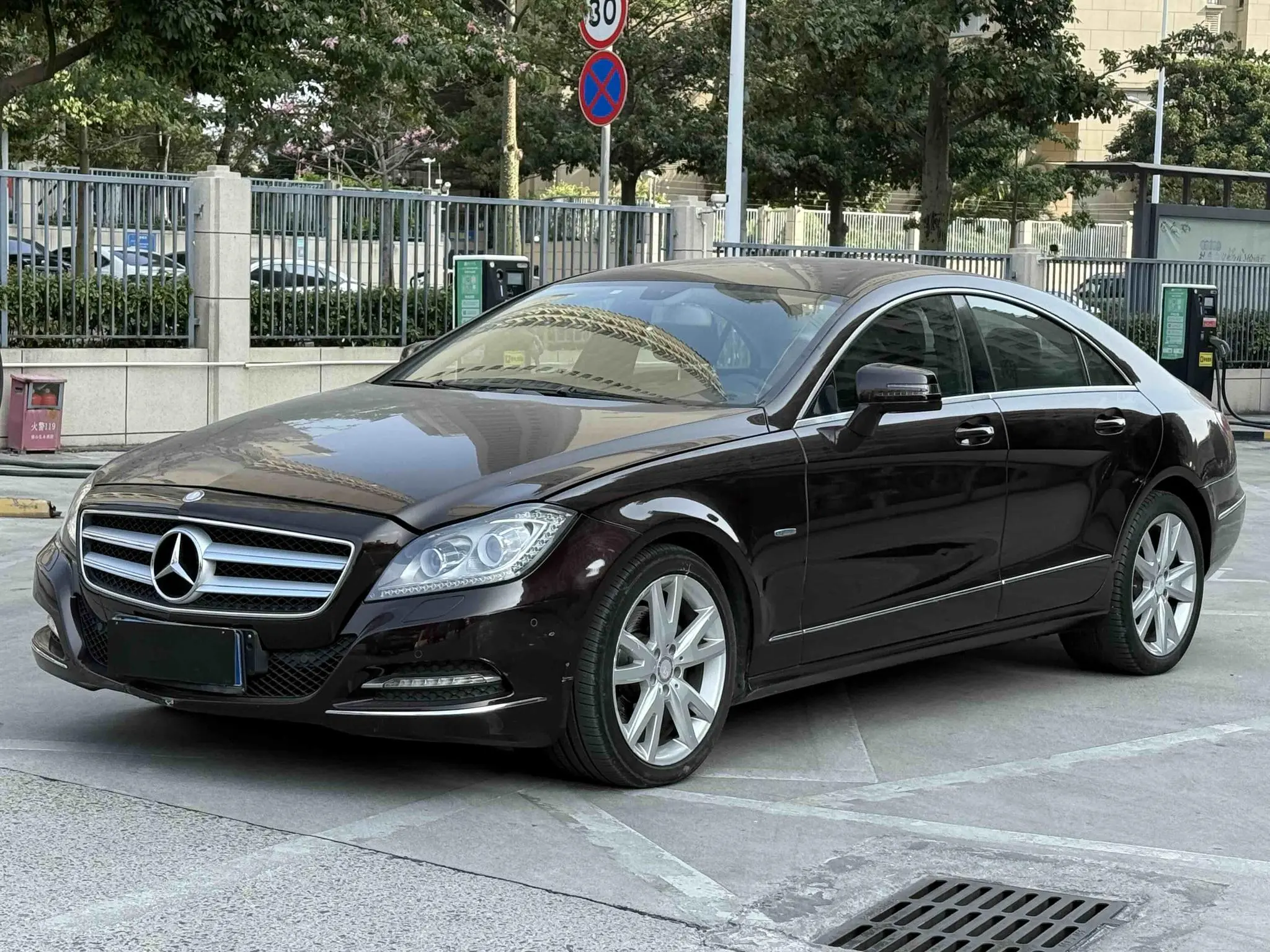 Mercedes-Benz Mercedes Benz CLS  из Китая