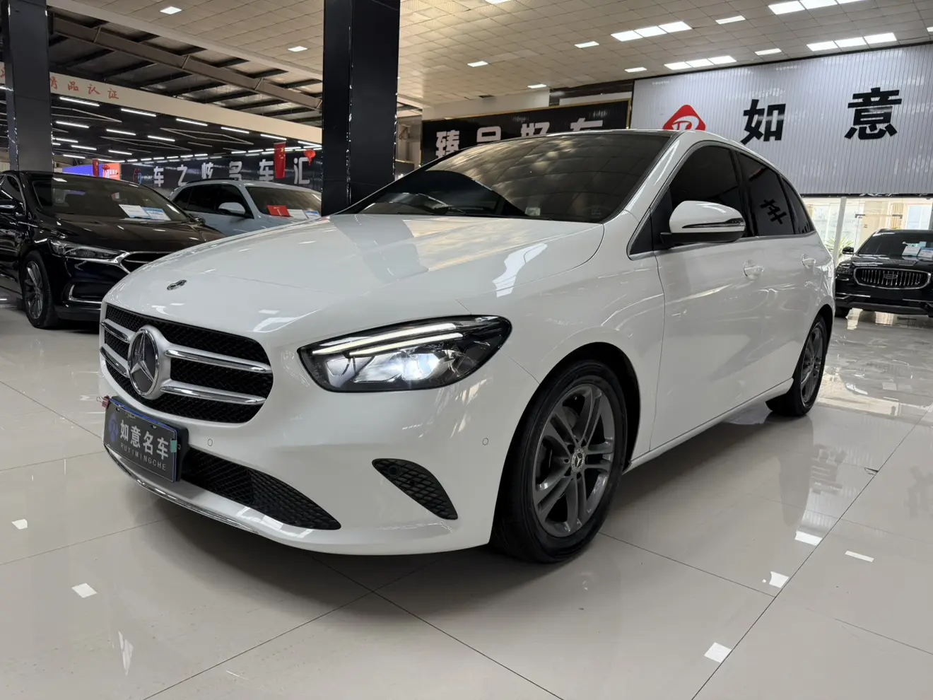 Mercedes-Benz Mercedes Benz B Class  из Китая
