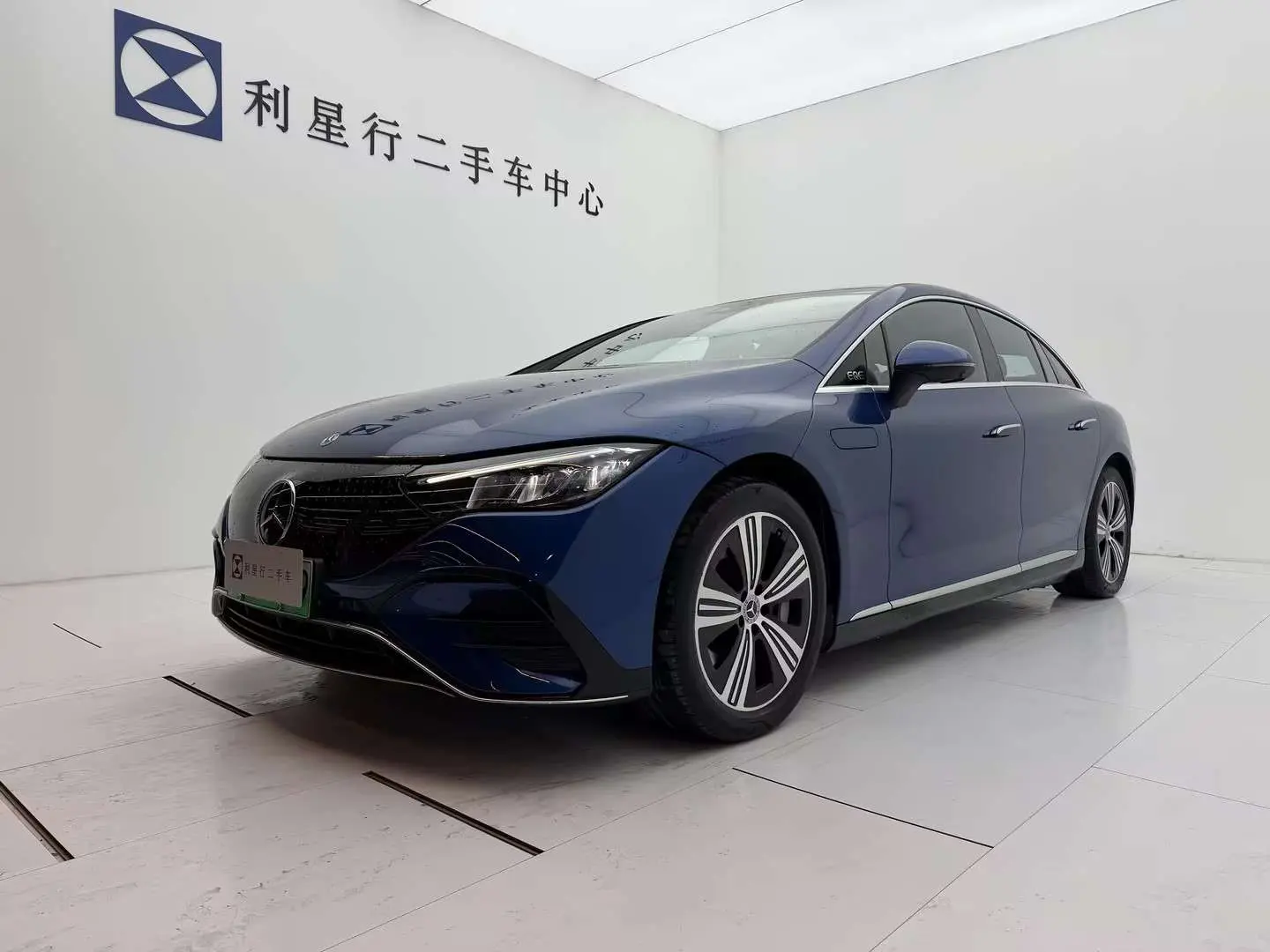 Mercedes-Benz EQE  из Китая