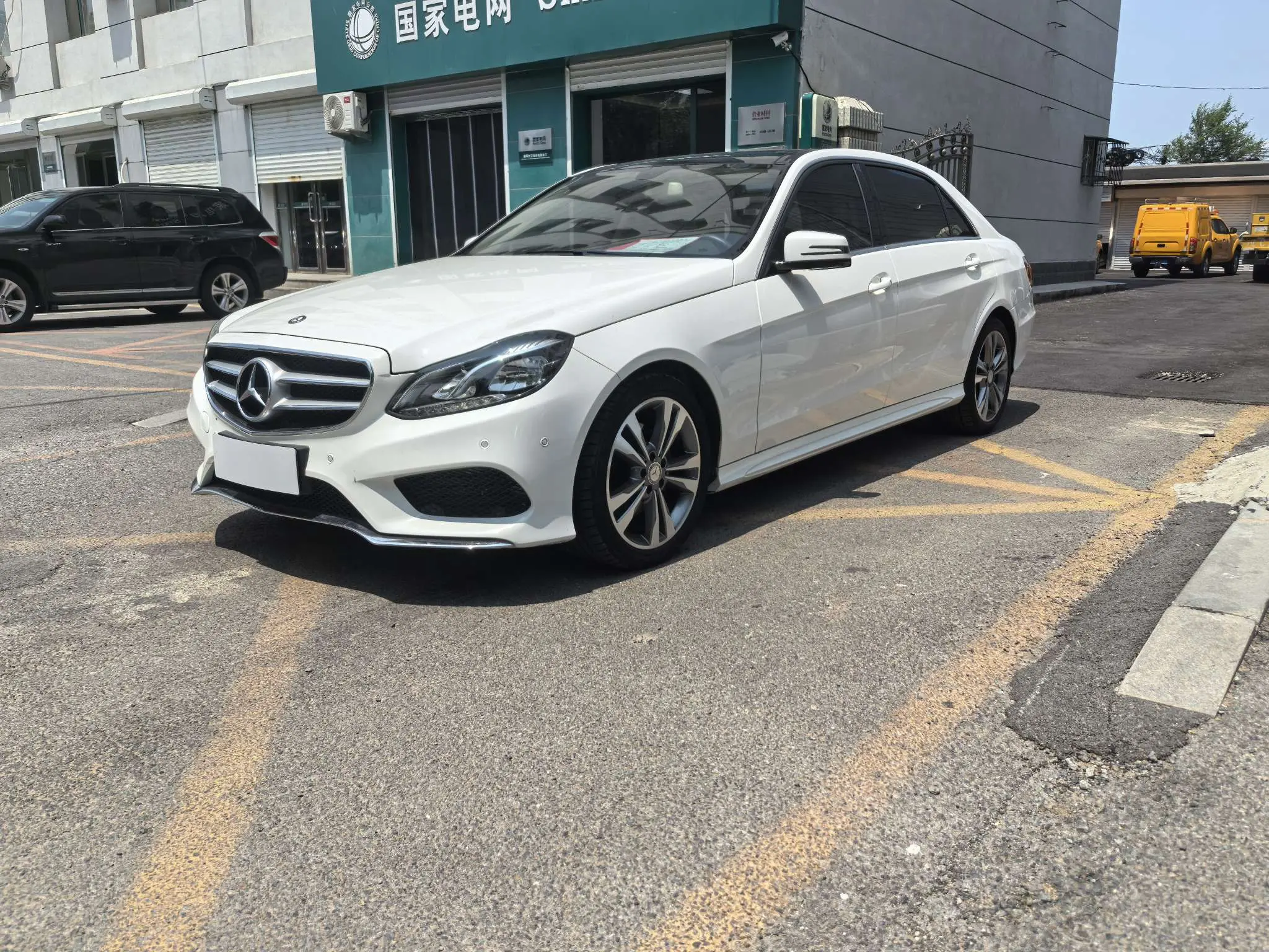 Mercedes-Benz E-Class  из Китая