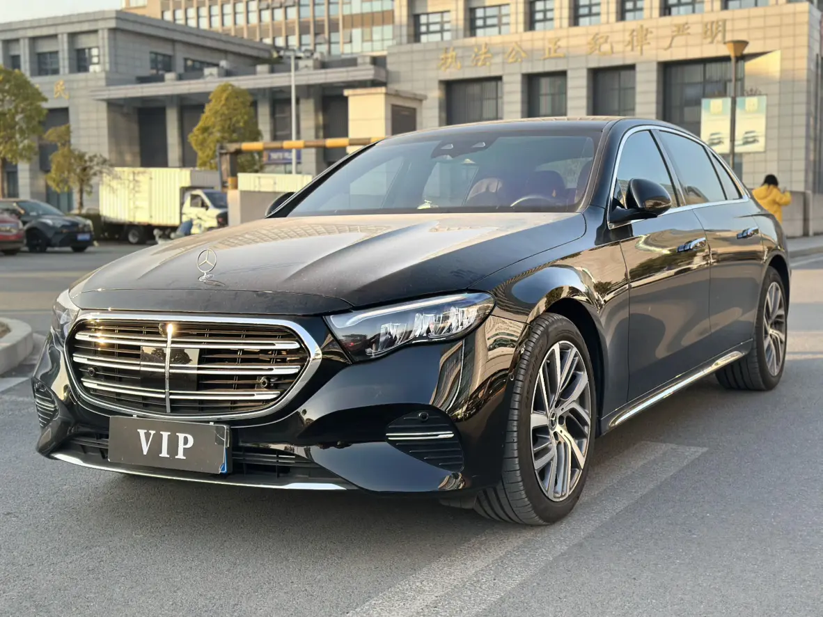 Mercedes-Benz E-Class  из Китая
