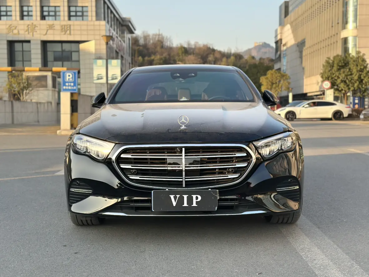 Mercedes-Benz E-Class  из Китая