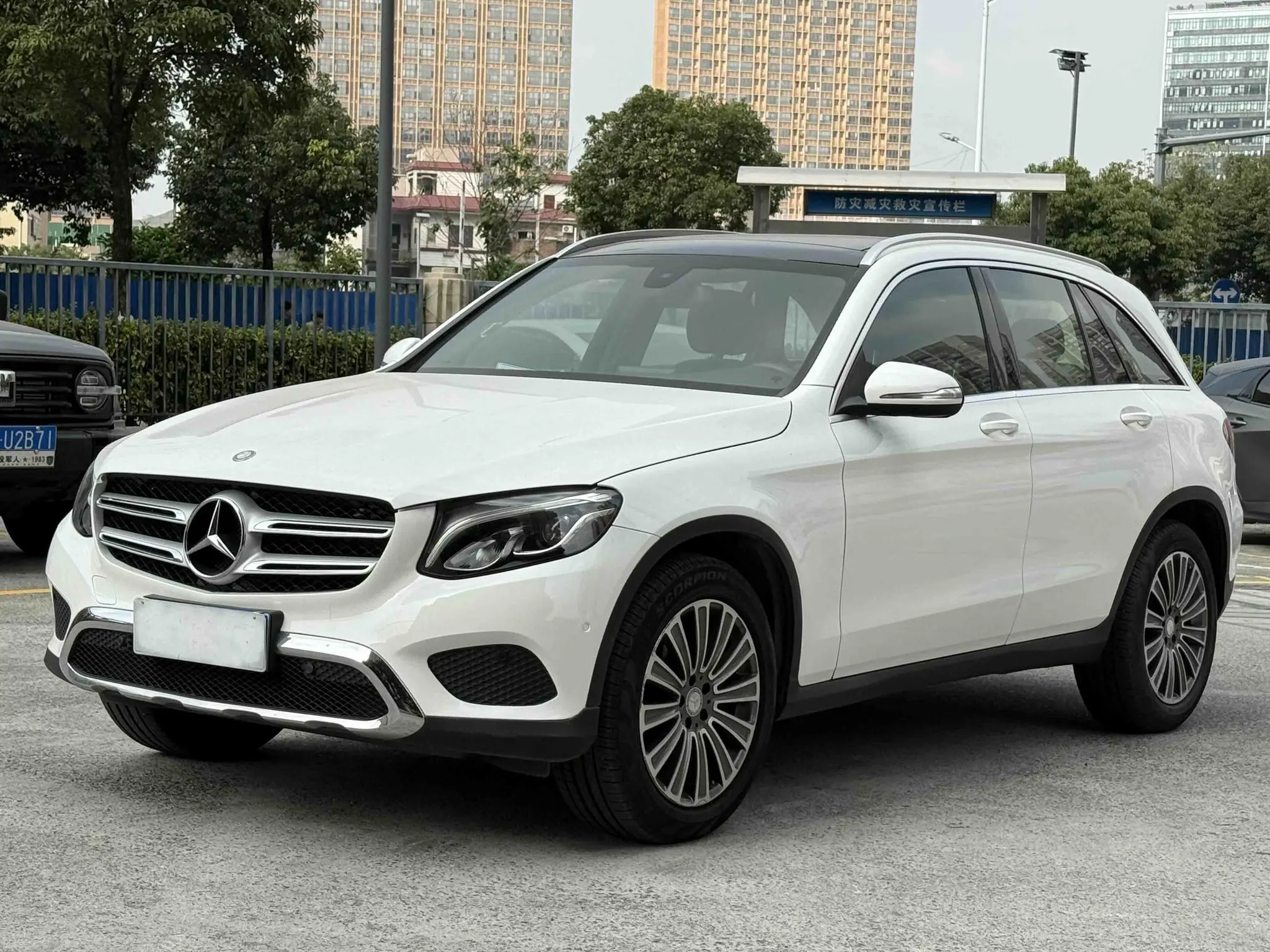 Mercedes-Benz GLC  из Китая