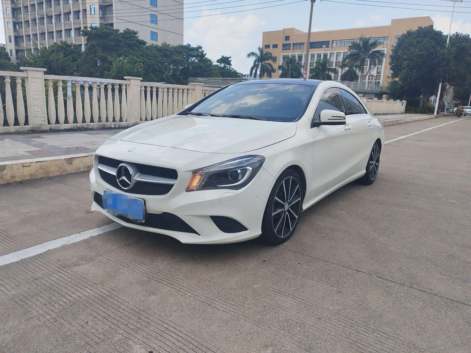 Mercedes-Benz Mercedes CLA  из Китая
