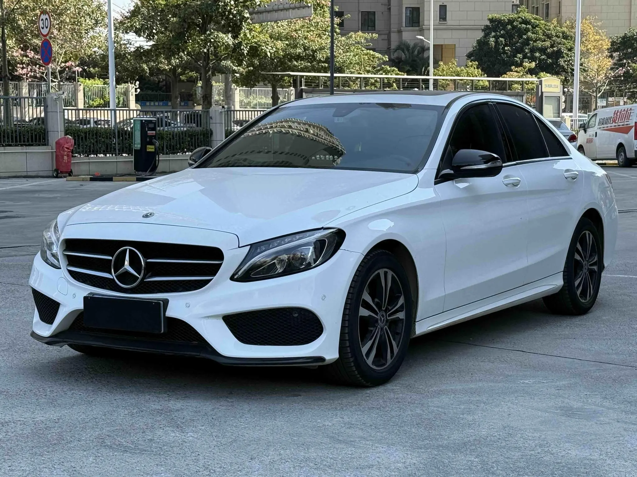 Mercedes-Benz Mercedes Benz C Class  из Китая