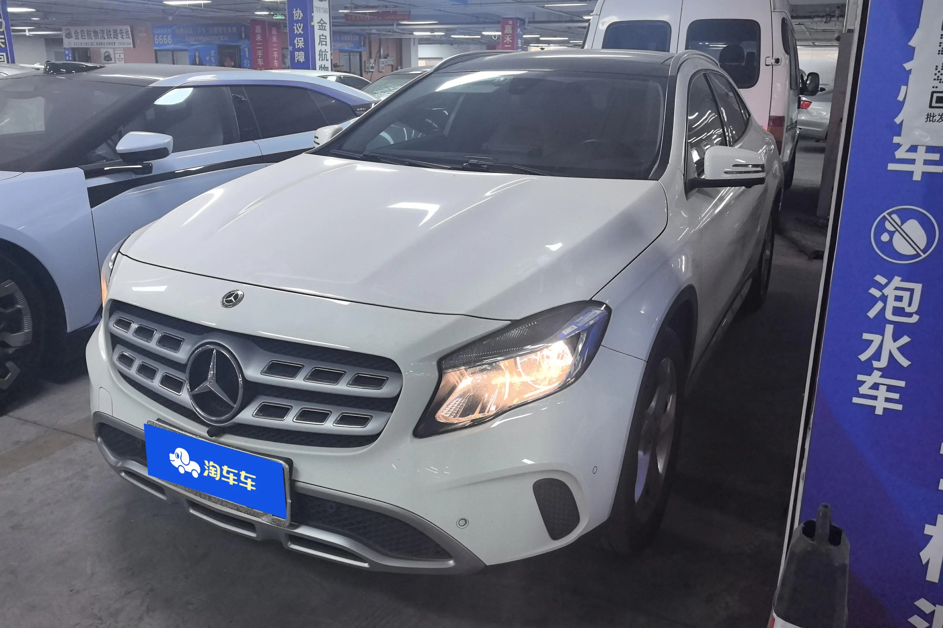 Mercedes-Benz GLA  из Китая