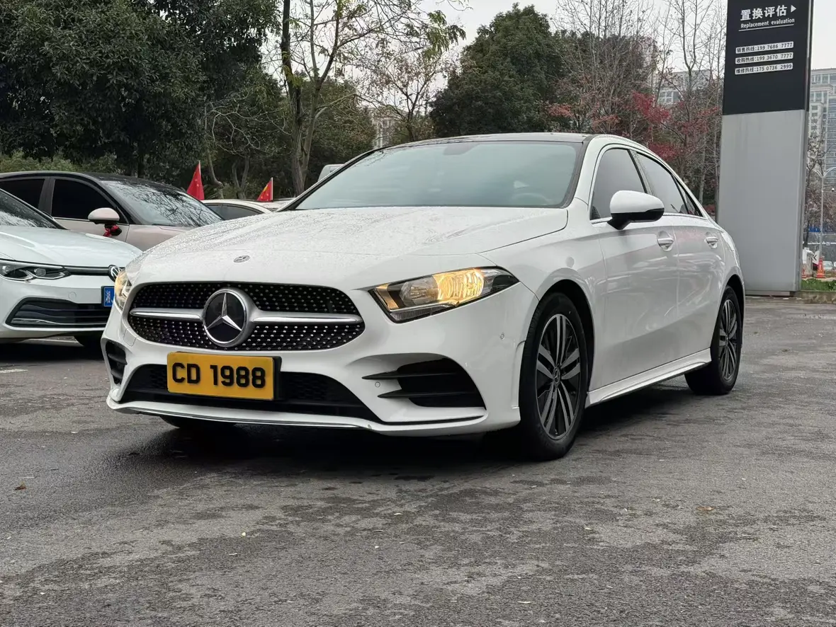 Mercedes-Benz Mercedes Benz A Class  из Китая