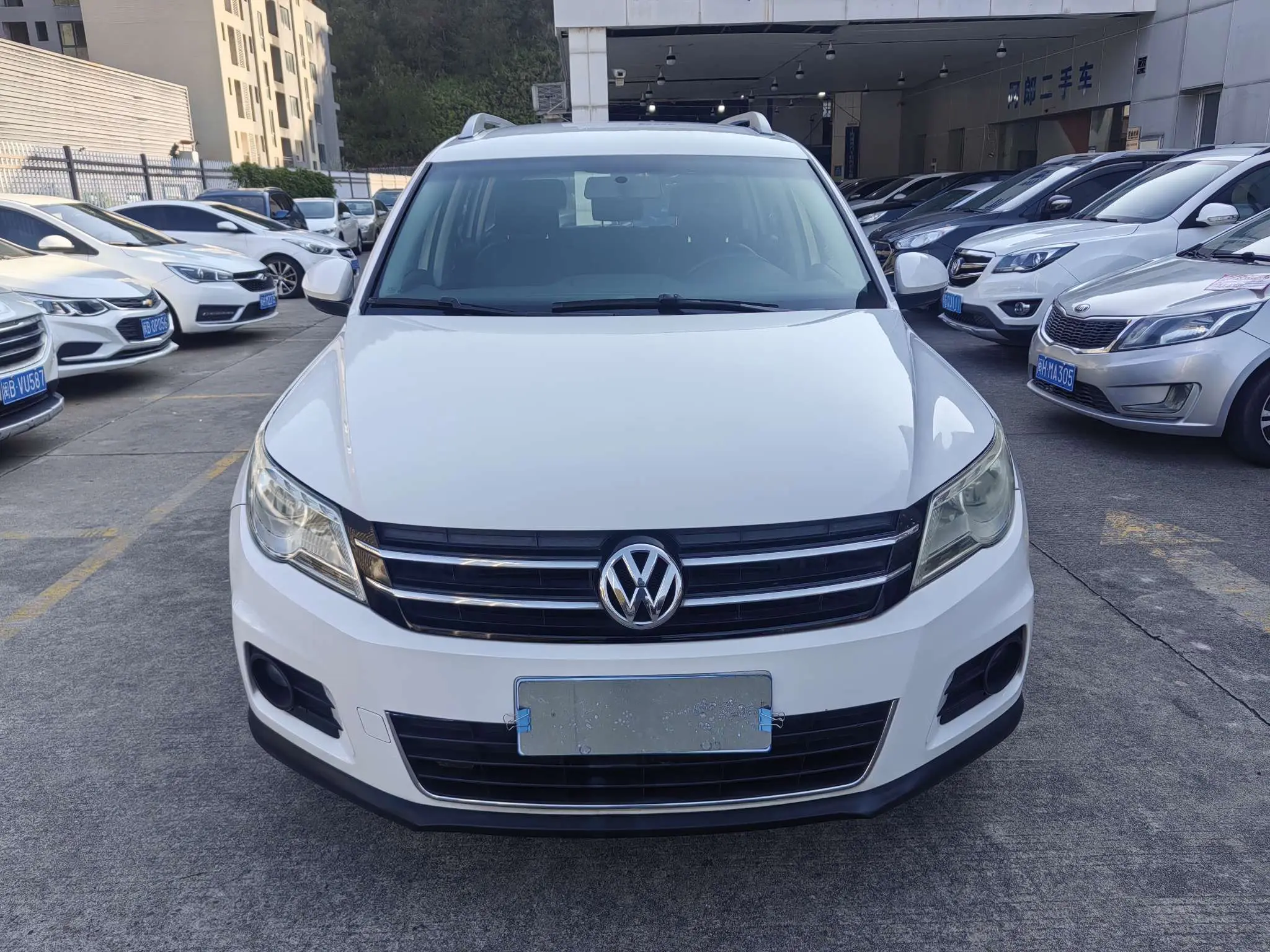 Volkswagen Tiguan  из Китая