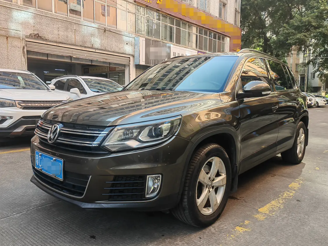 Volkswagen Tiguan  из Китая