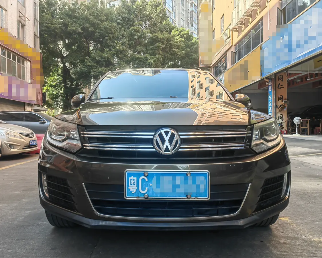Volkswagen Tiguan  из Китая