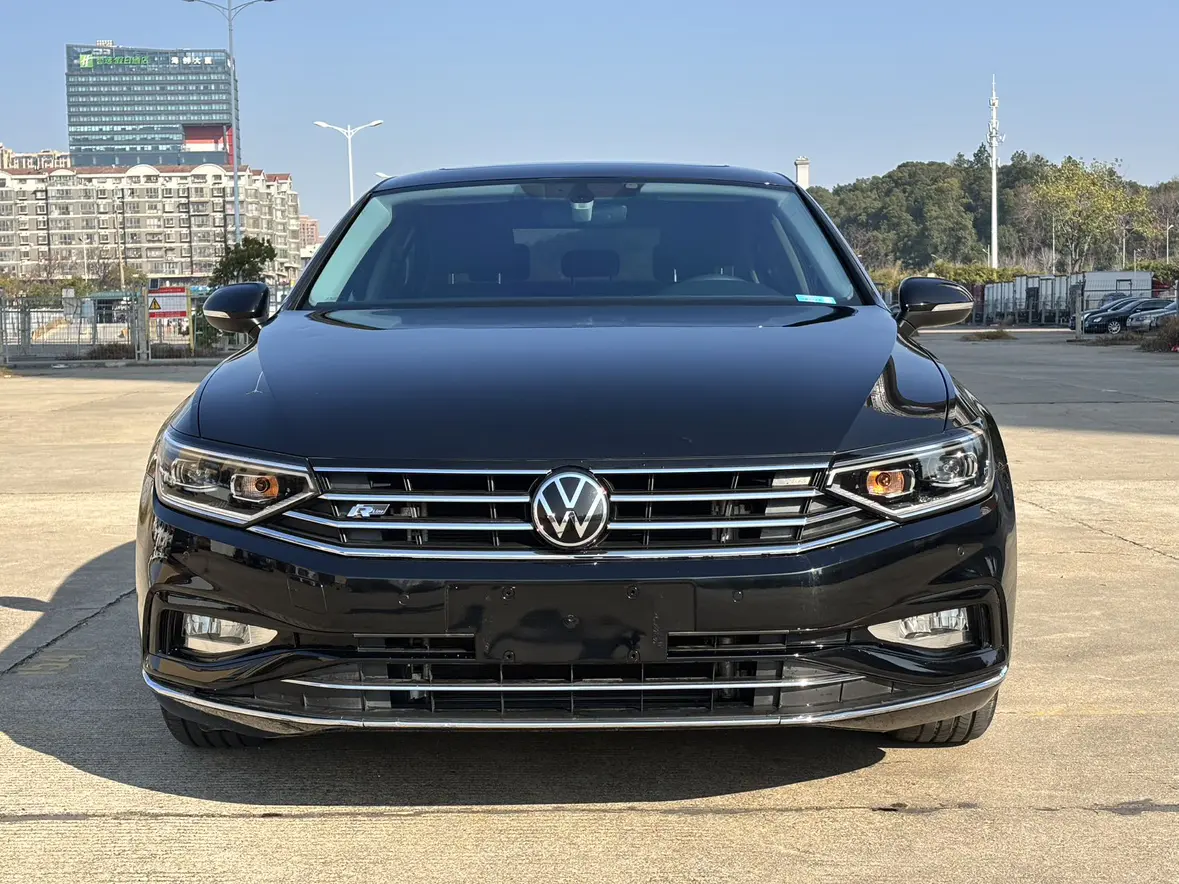 Volkswagen Magotan  из Китая