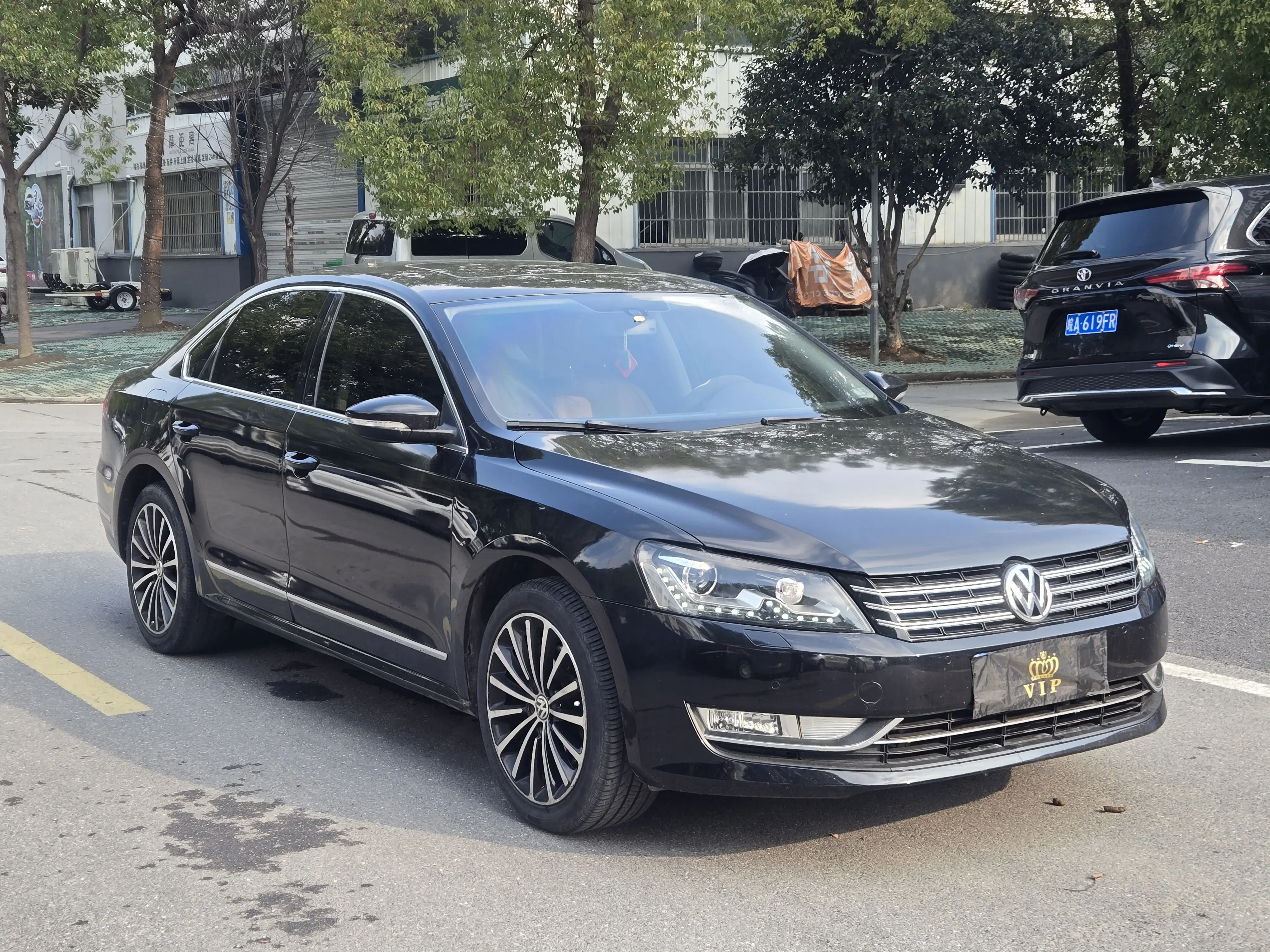 Volkswagen Passat  из Китая