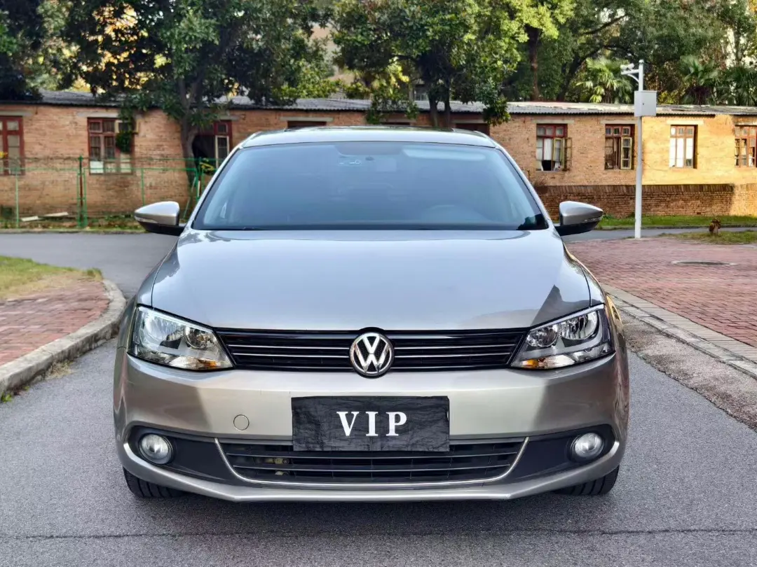 Volkswagen Sagitar  из Китая