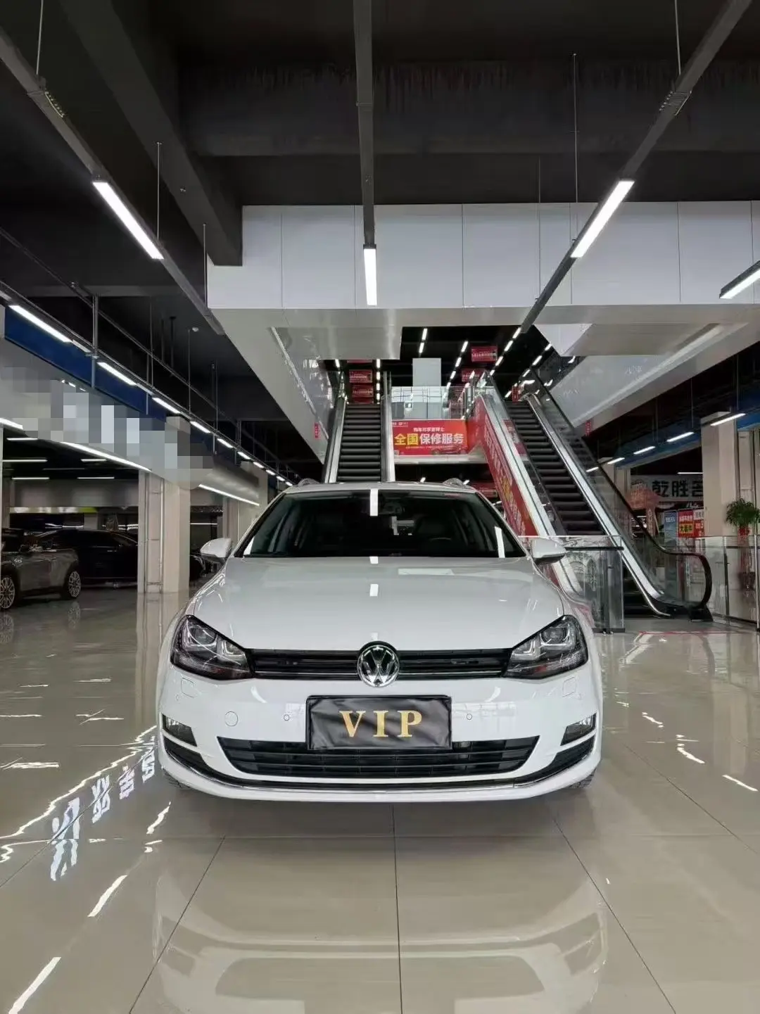 Volkswagen Golf  из Китая