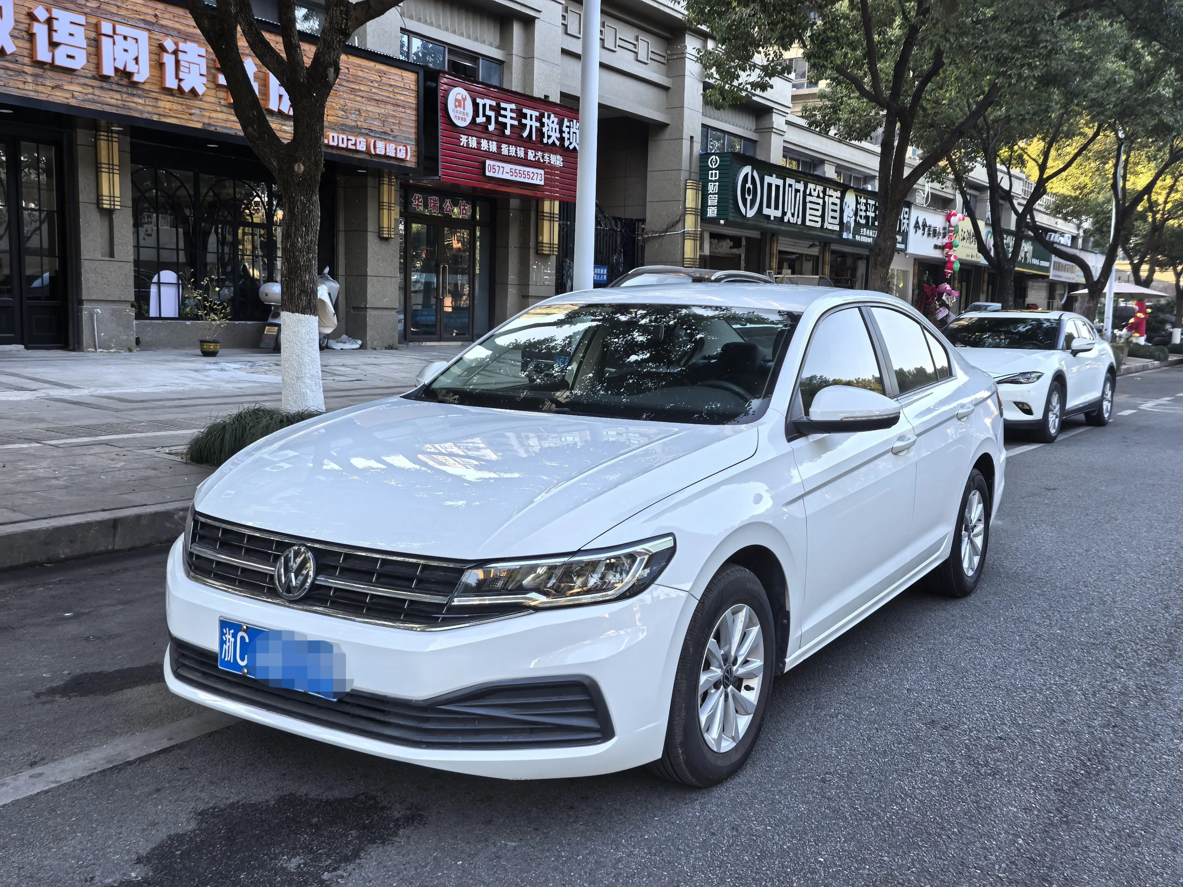 Volkswagen Bora  из Китая