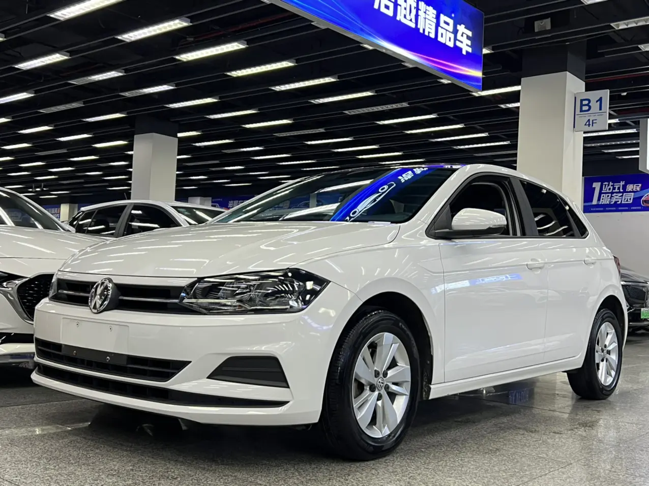 Volkswagen Polo  из Китая