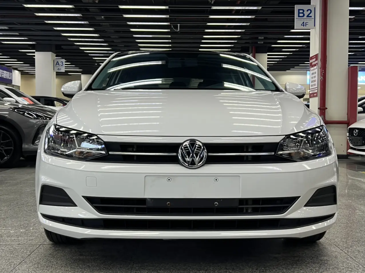 Volkswagen Polo  из Китая