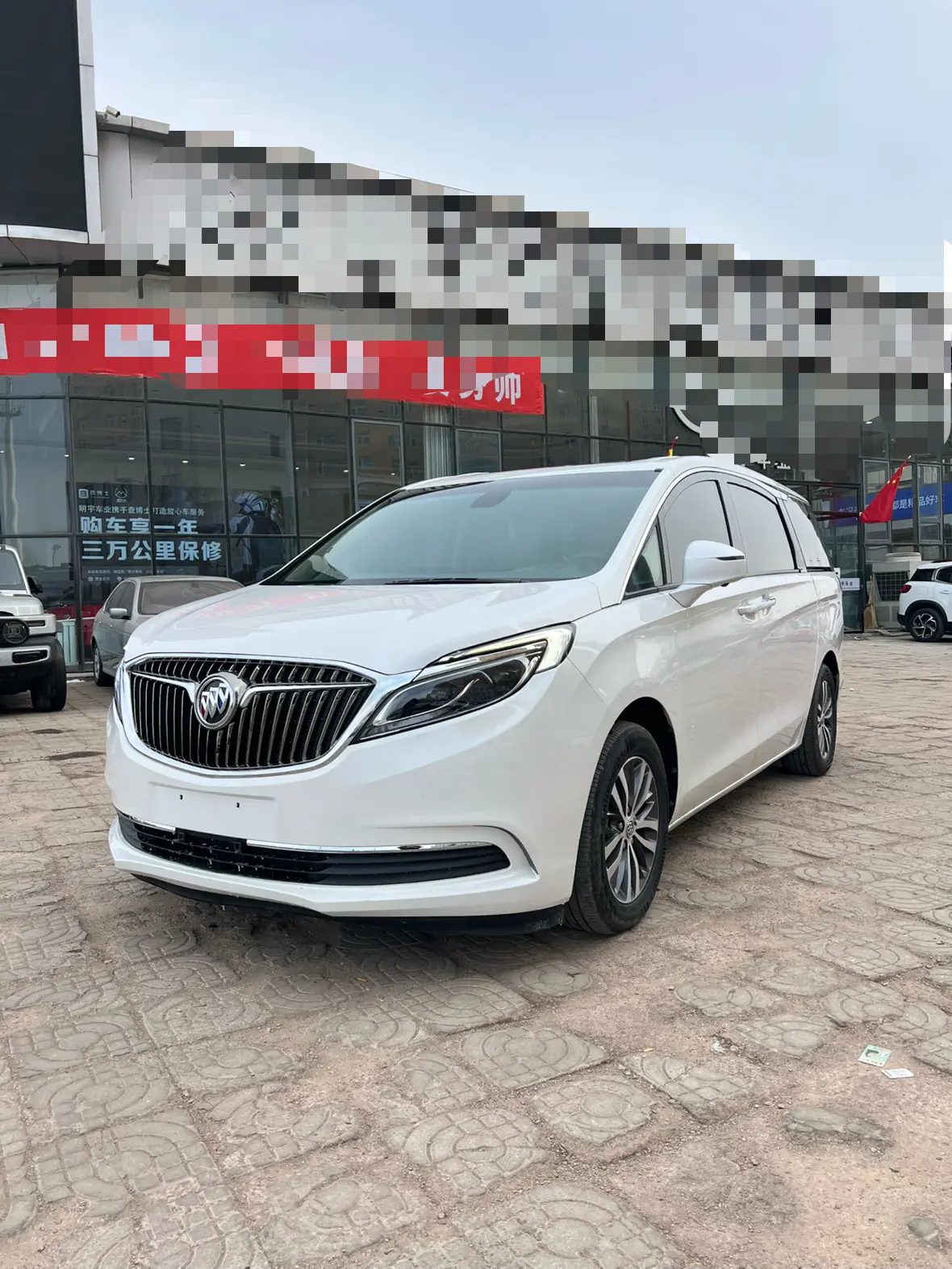 Buick GL8  из Китая