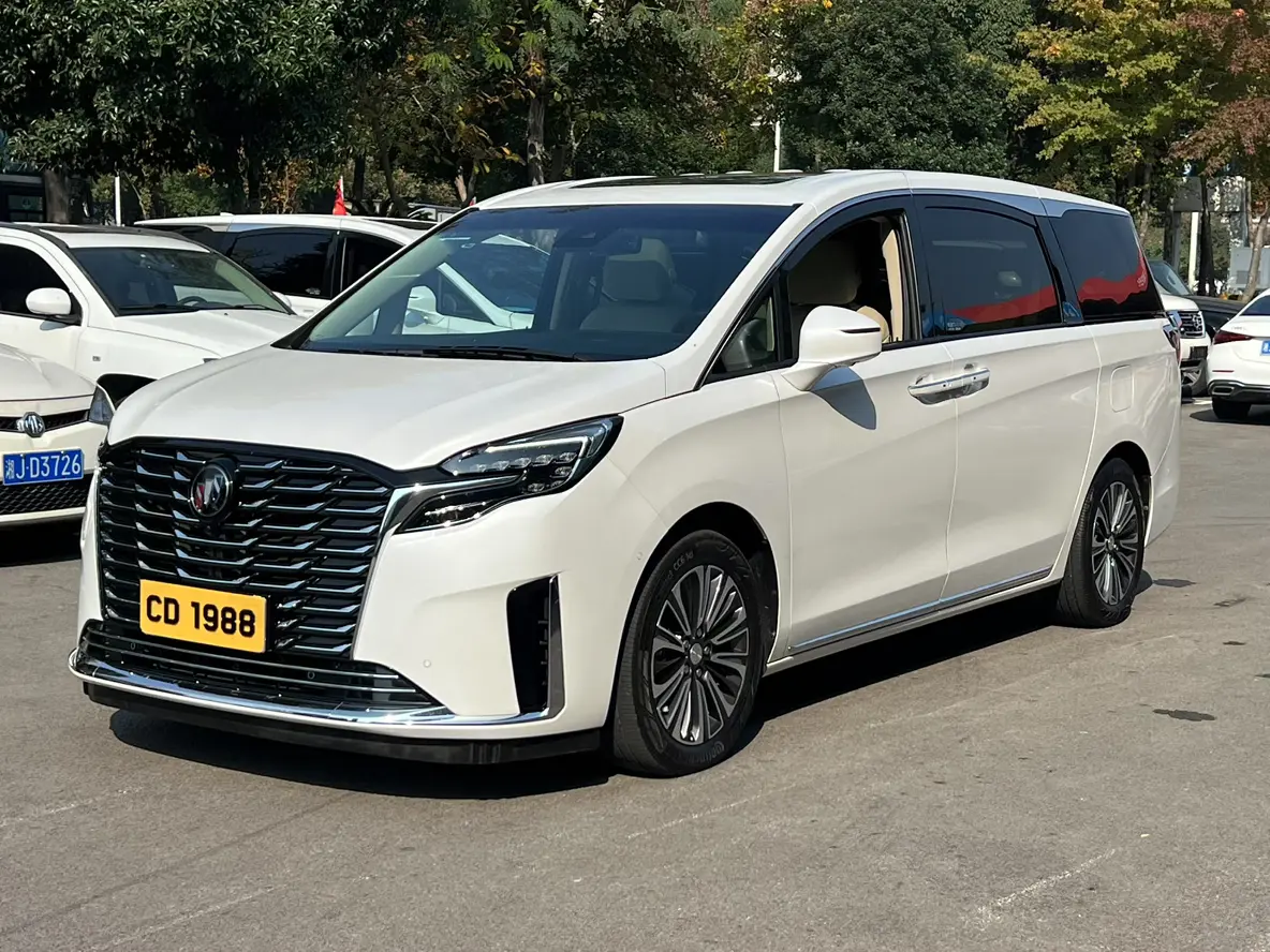 Buick GL8  из Китая