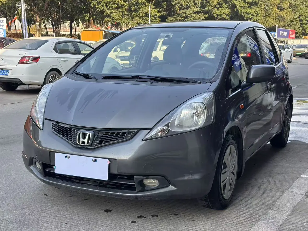 Honda Fit  из Китая