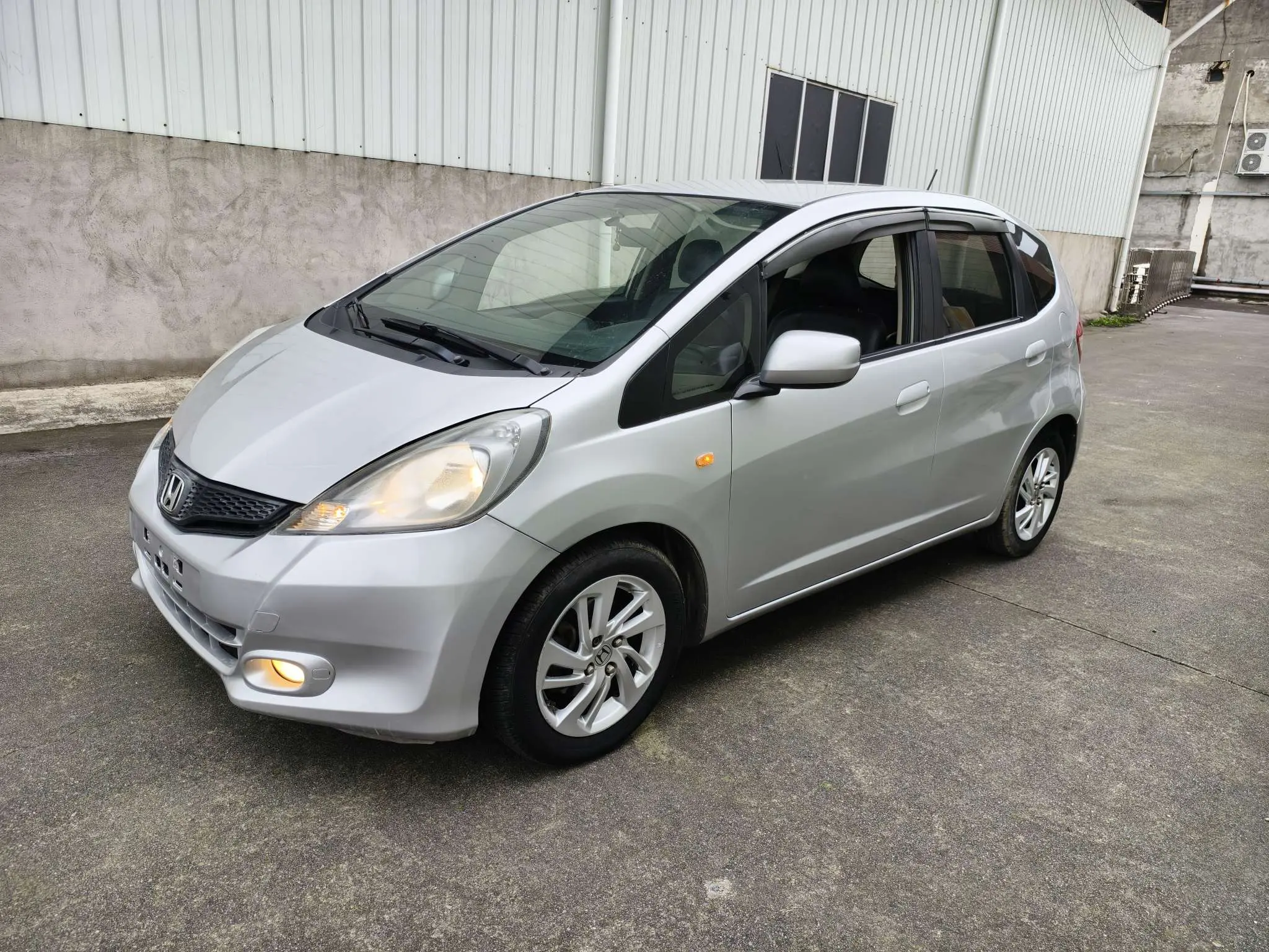 Honda Fit  из Китая
