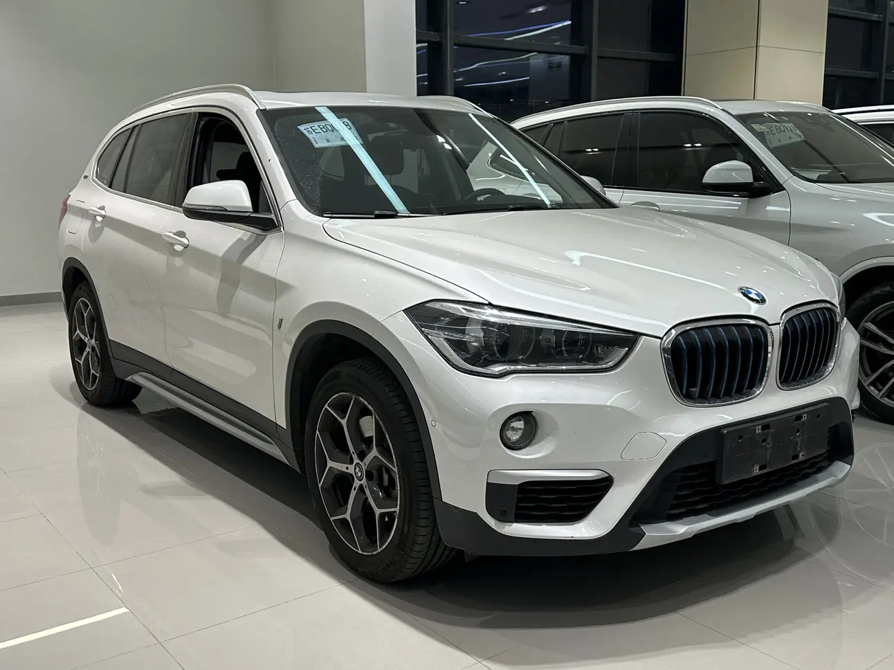 BMW X1 PHEV  из Китая
