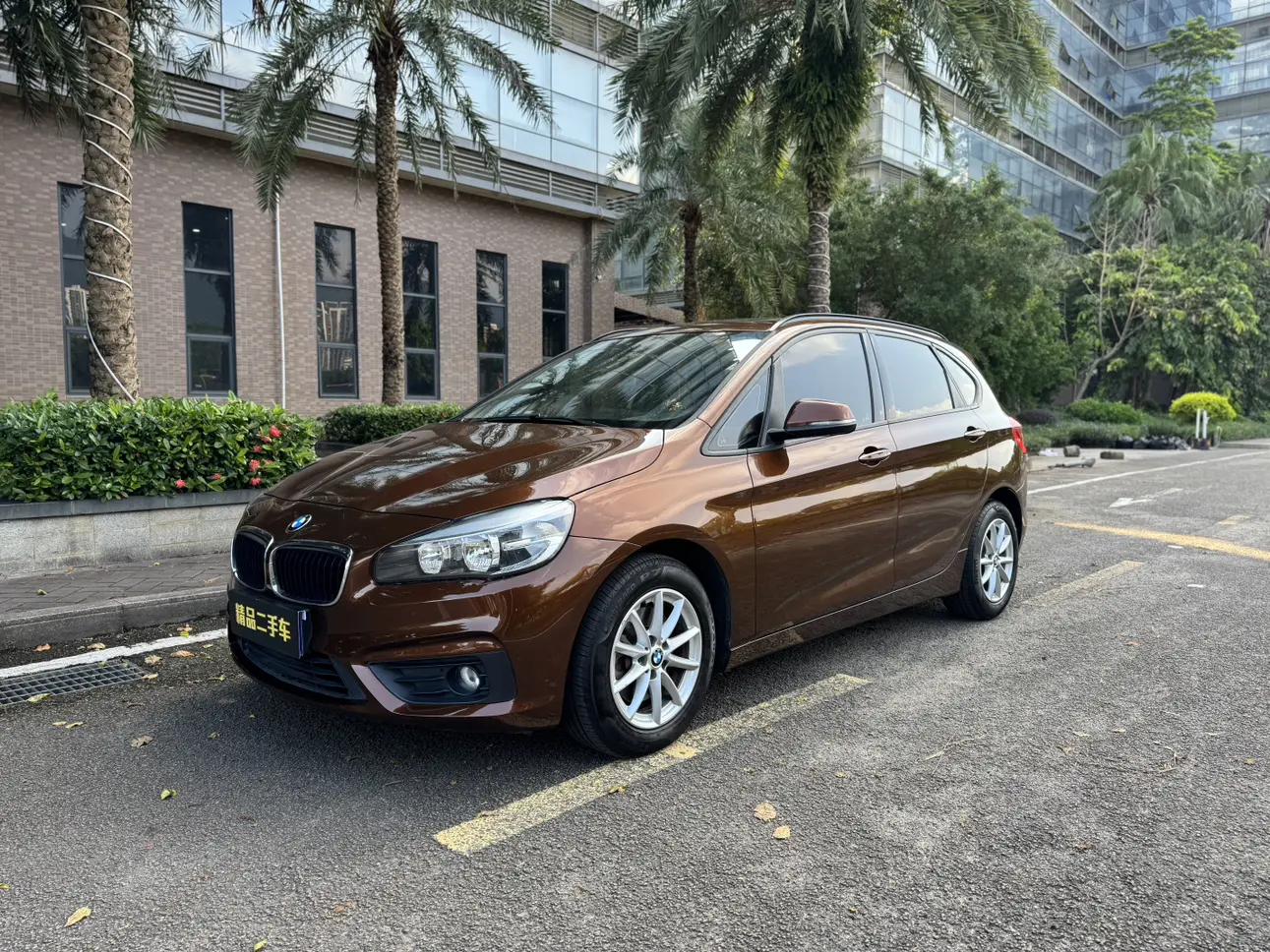 BMW 2 Series Active Tourer  из Китая