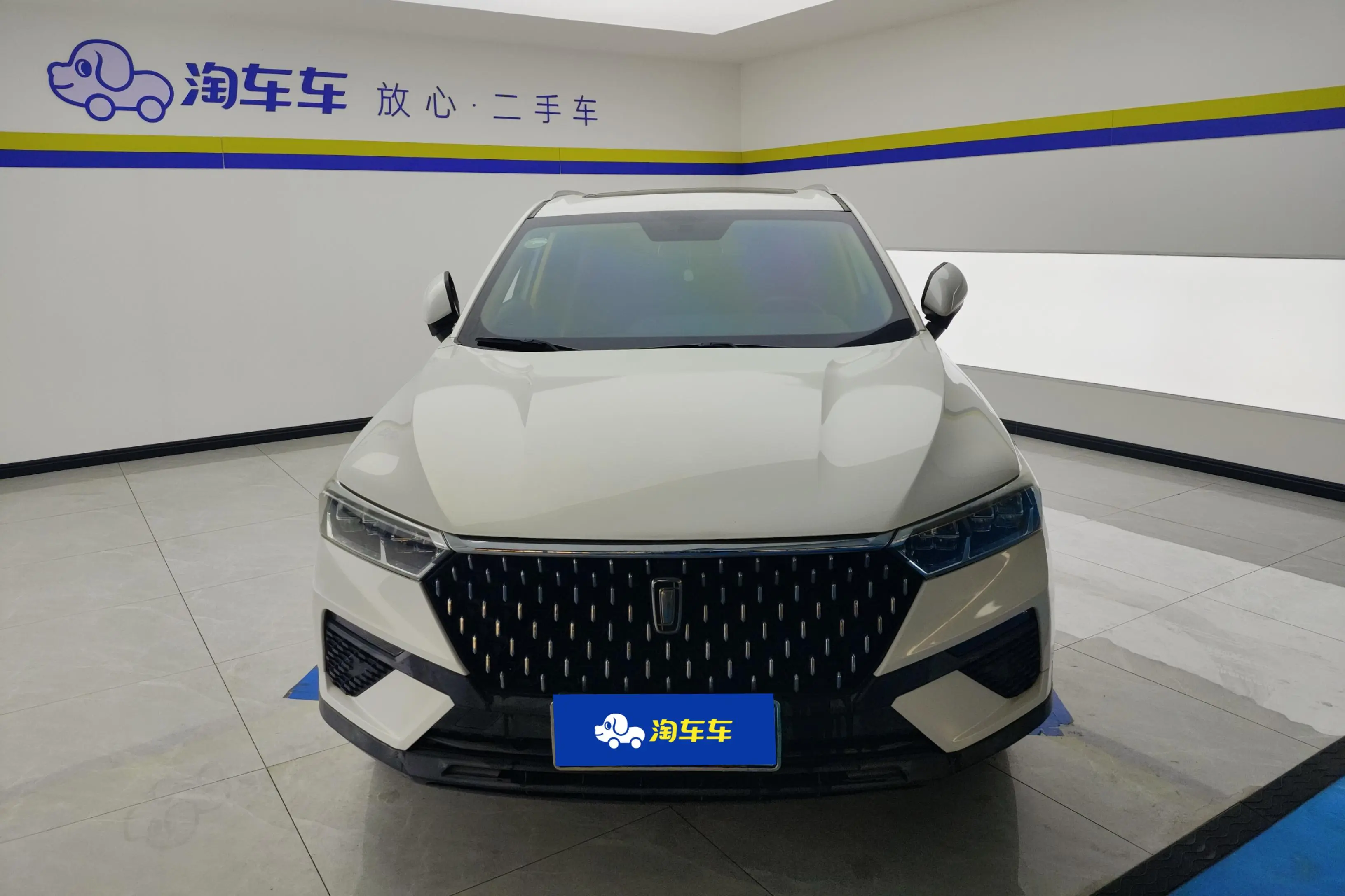 FAW Bestune T77 (Besturn T77)  из Китая