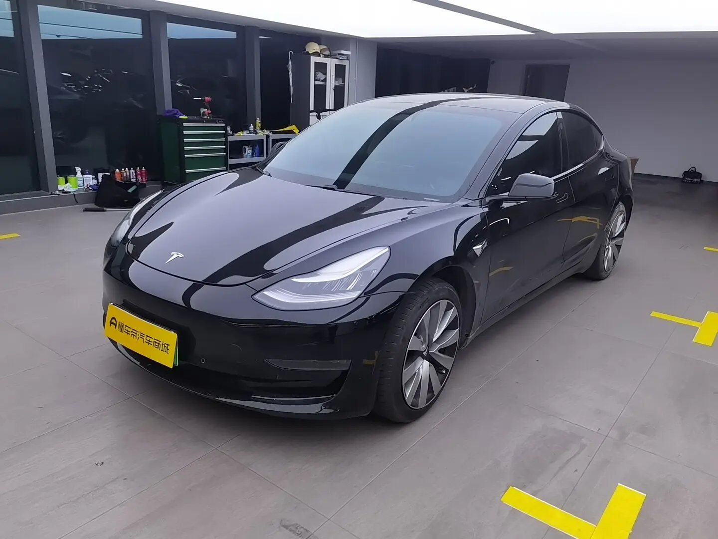 Tesla Model 3  из Китая