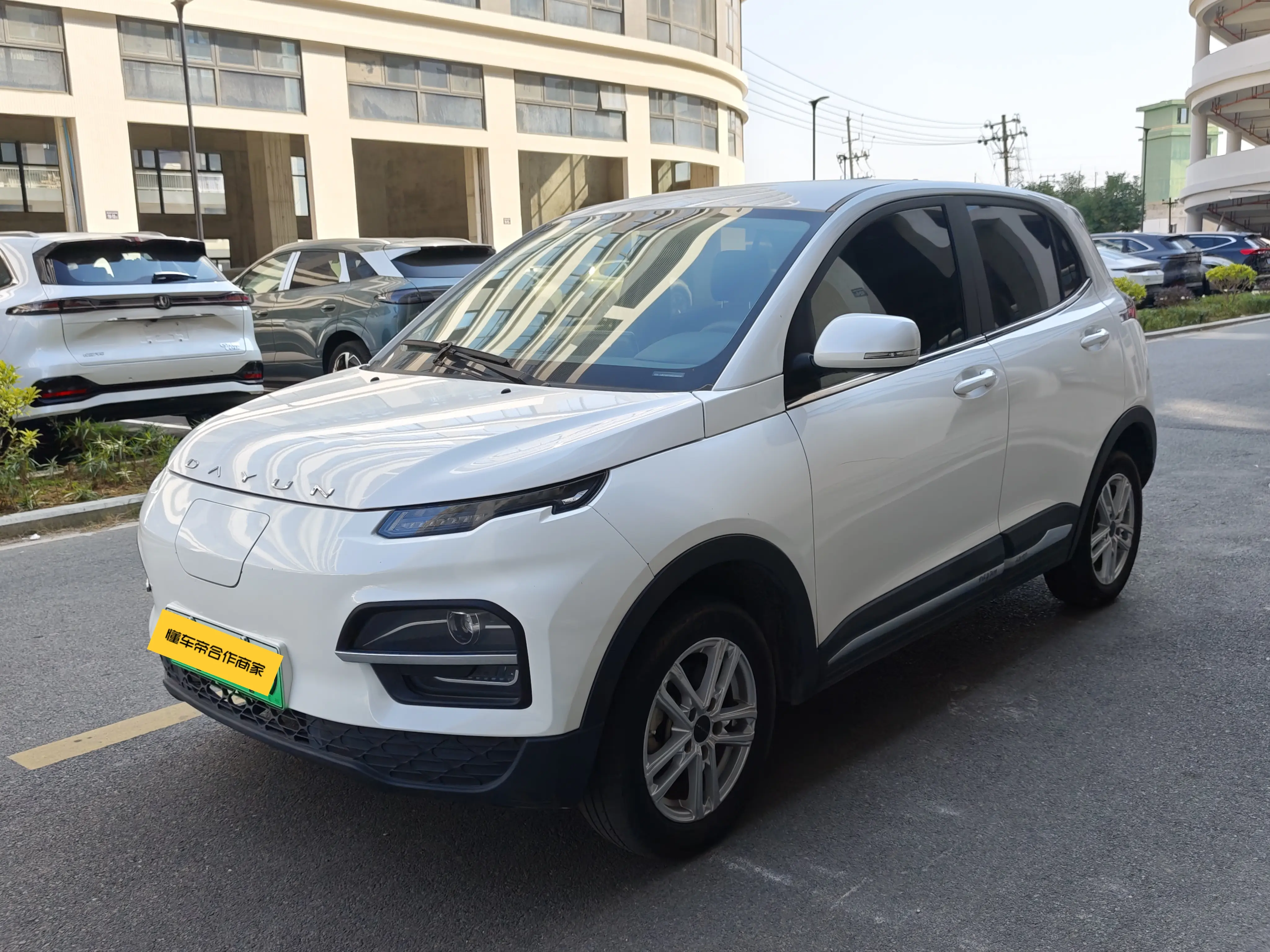 Dayun Yuehu  из Китая