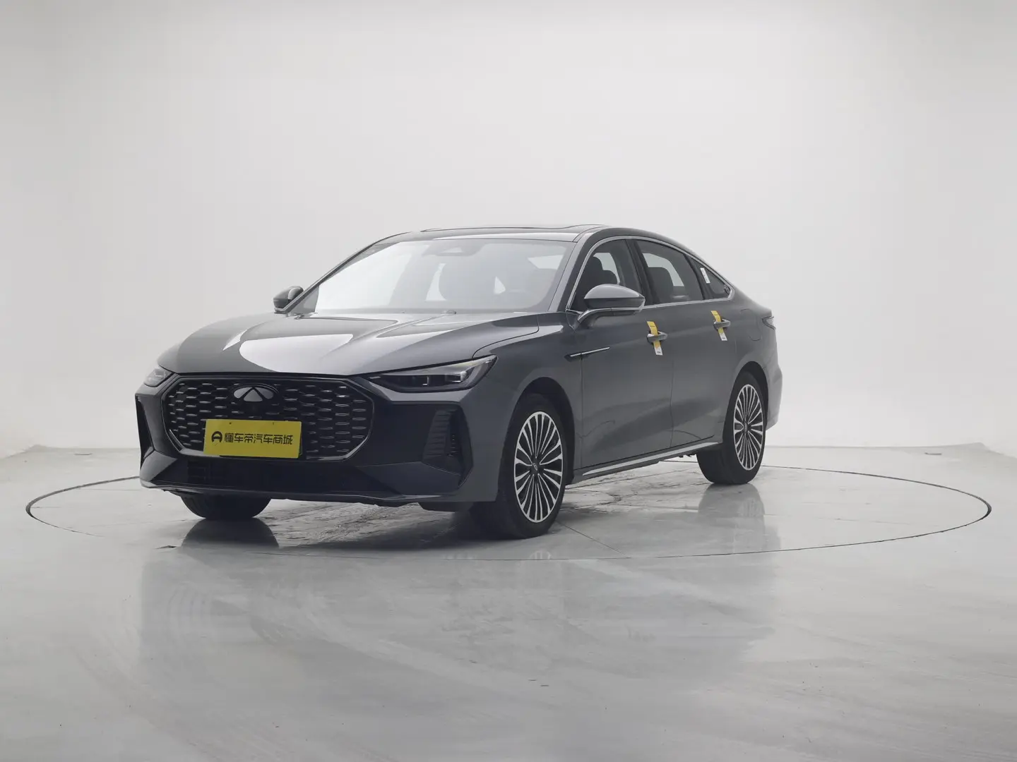 Chery Fengyun A8L  из Китая