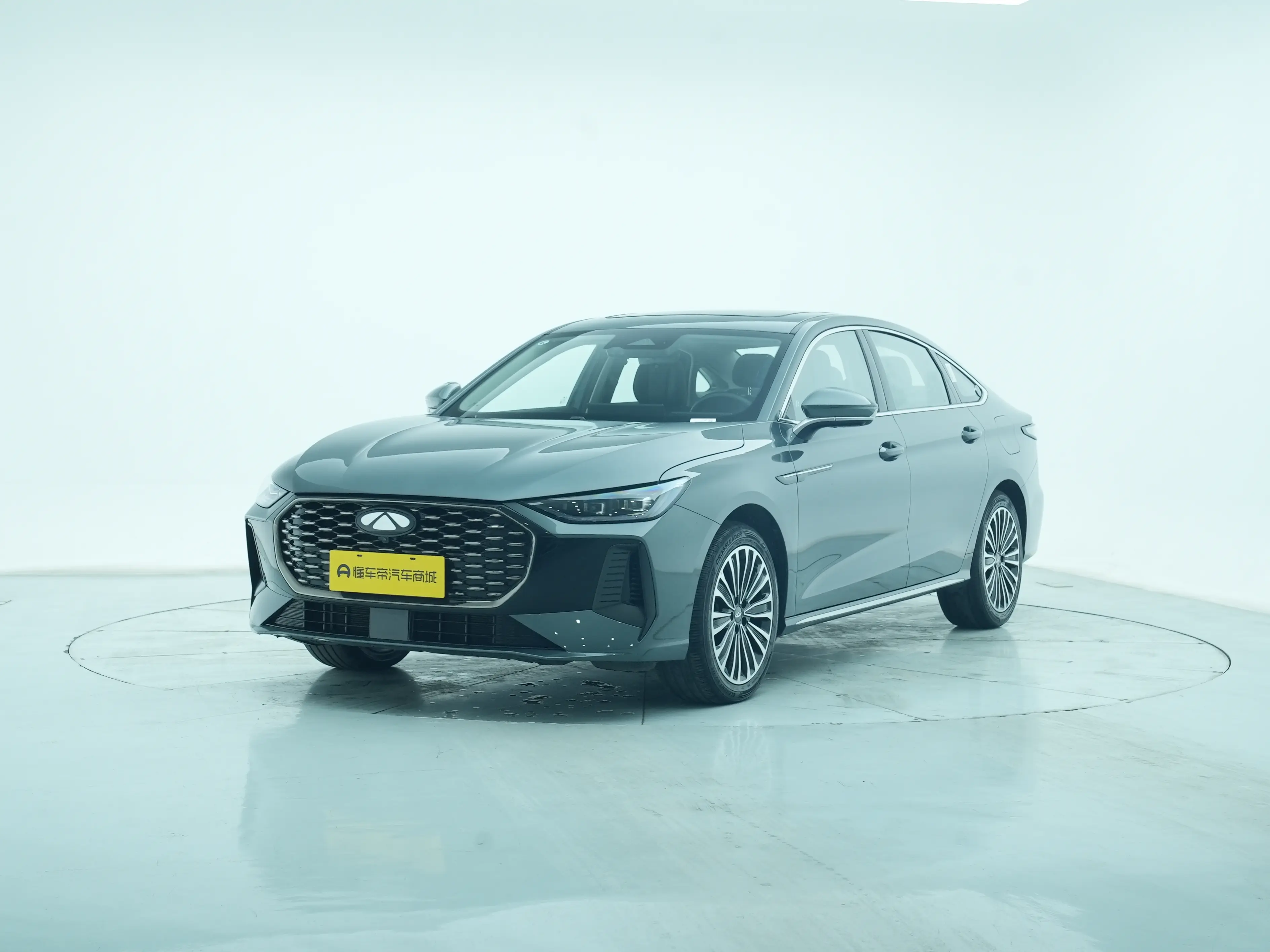 Chery Fengyun A8L  из Китая