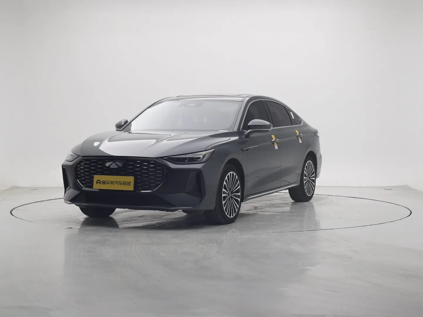 Chery Fengyun A8L  из Китая