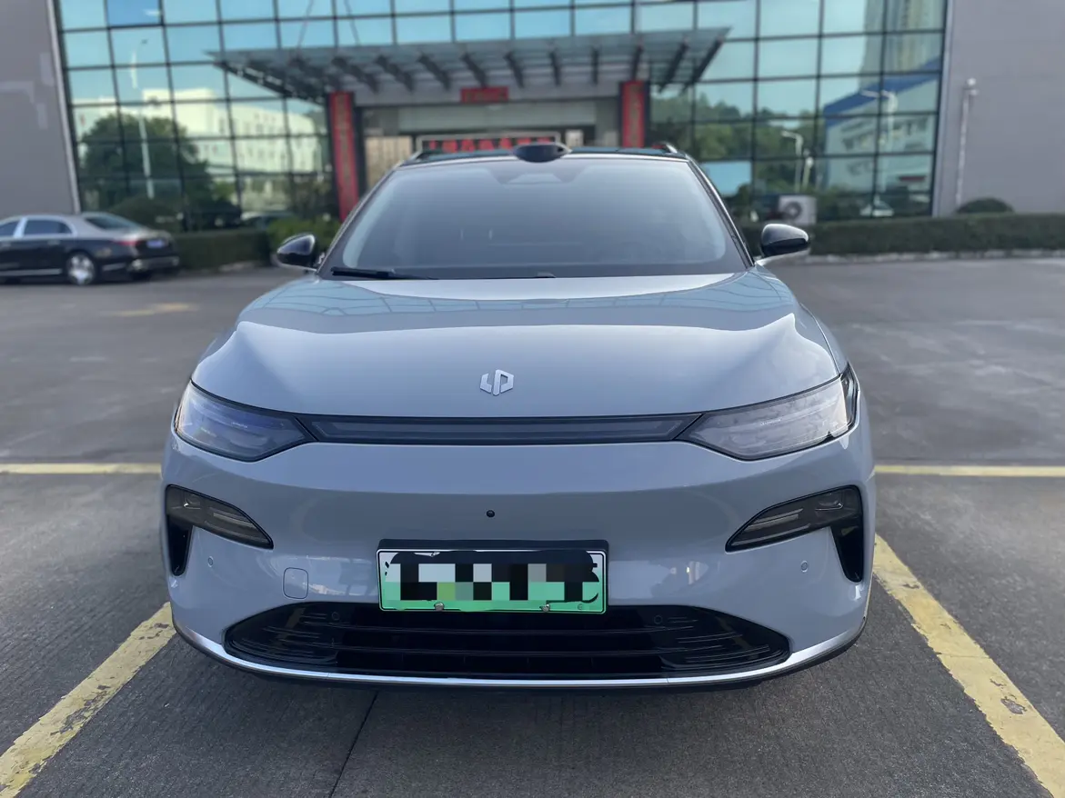 Leapmotor Zero running C11  из Китая